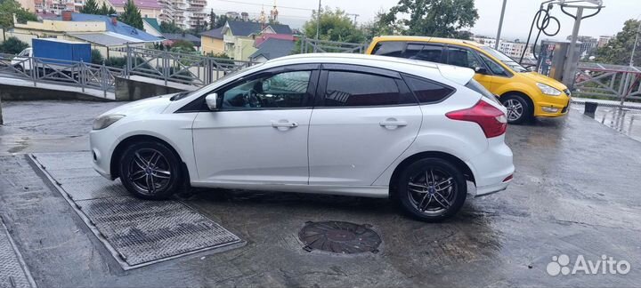 Ford Focus 1.6 МТ, 2013, 30 000 км