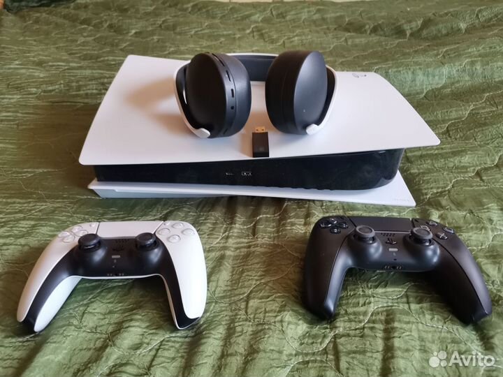 Sony playstation 5 PS5 с дисководом 2 джойстика