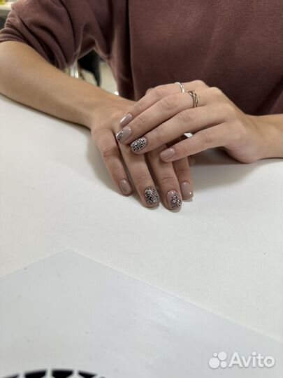 Маникюр гель лак