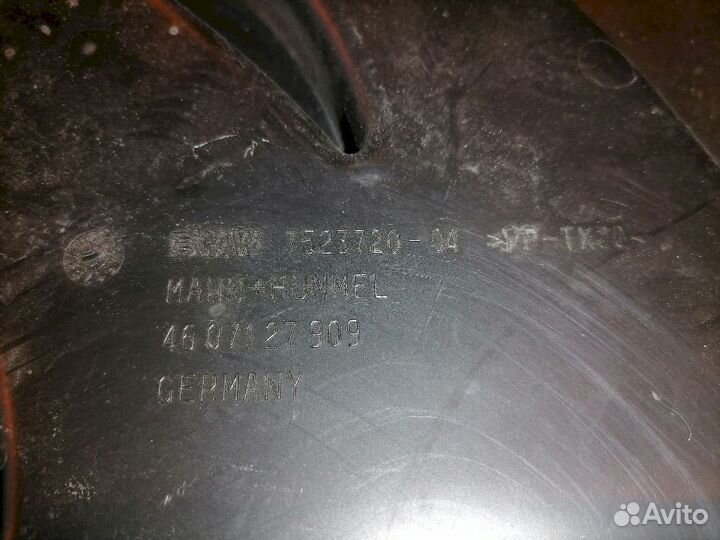 Воздухозаборник 7523720-04 BMW 3-series E90
