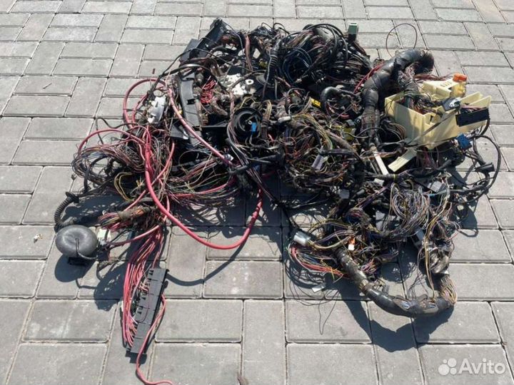 Проводка салона BMW 7 E38 1998