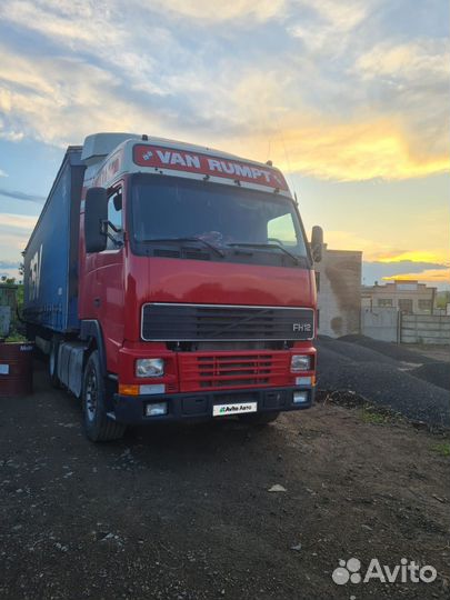 Volvo FH12 с полуприцепом, 1995