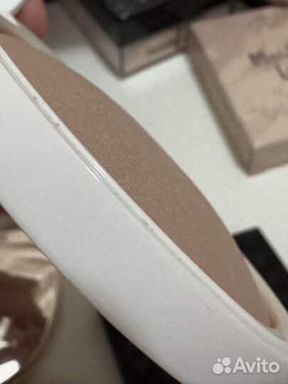 Shik пудра medium