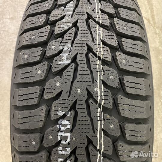 Kumho WinterCraft Ice Wi32 215/55 R17 98T