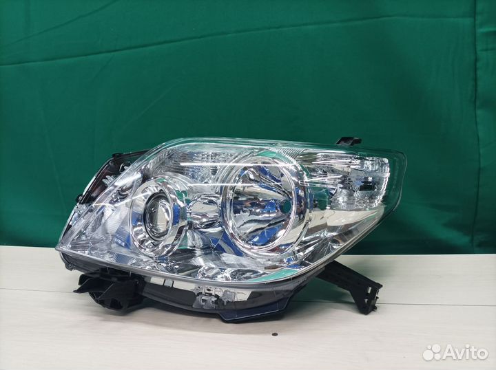 Фара левая Toyota Prado 150 2009