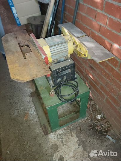 Деревообрабатывающий станок мбк-2 с фрезами