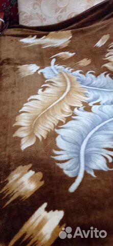 Пледы и покрывало бу