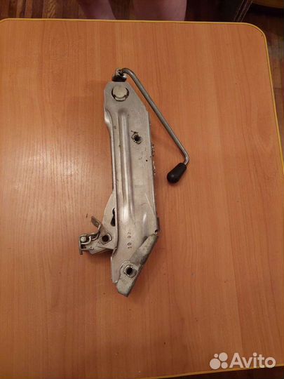 Домкрат audi А6