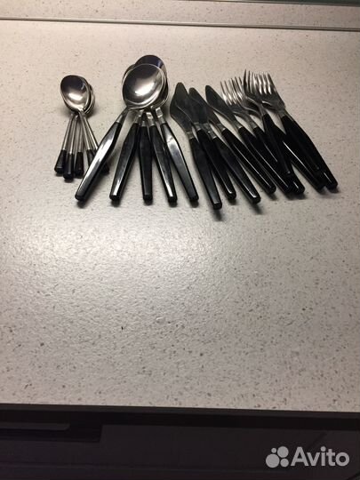 Ложки вилки и ножи набор