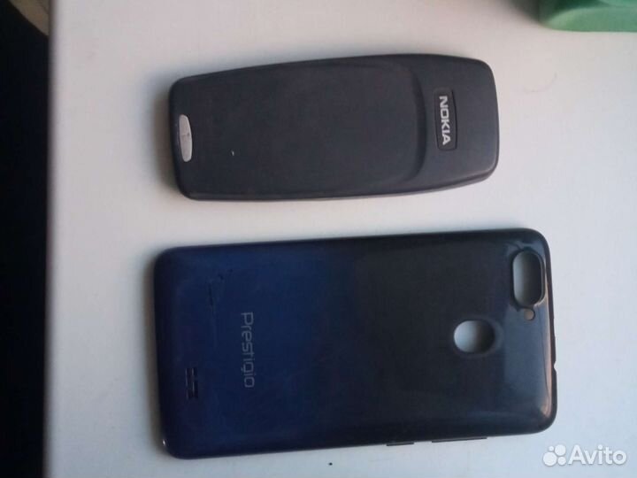 Задняя панель телефона