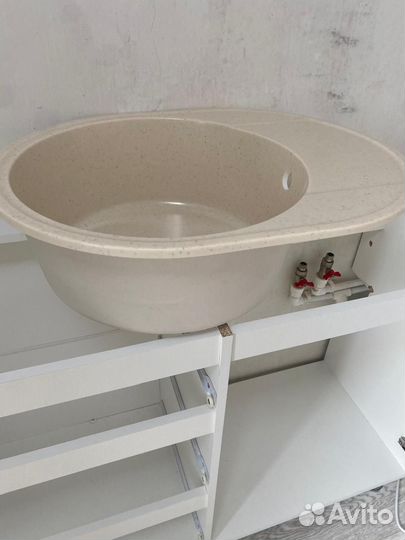 Продам раковину новая