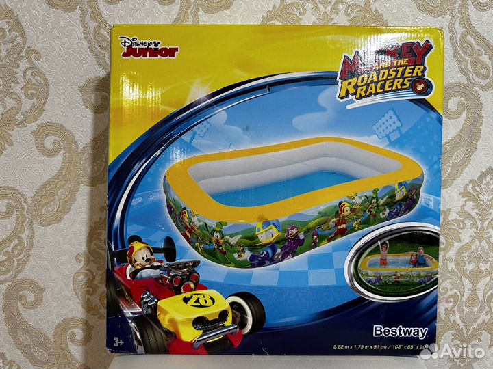 Бассейн bestway 2,62/1,75/51 см новый