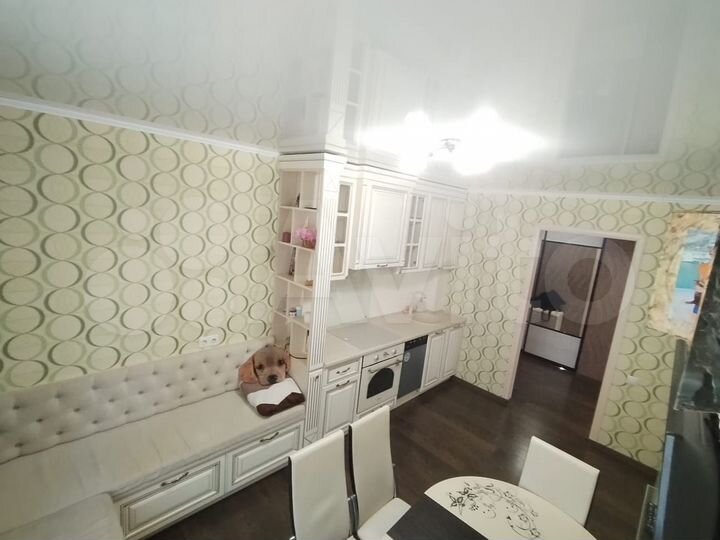 2-к. квартира, 57,3 м², 2/19 эт.