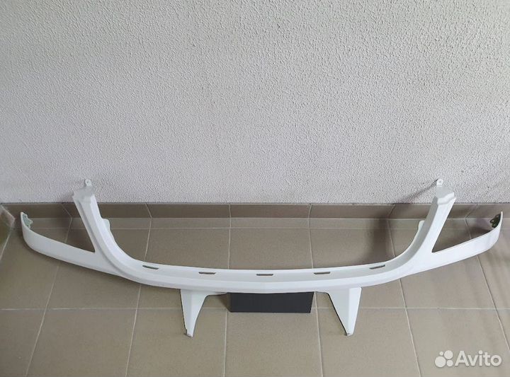 Нижняя часть решетки Mercedes Sprinter W906