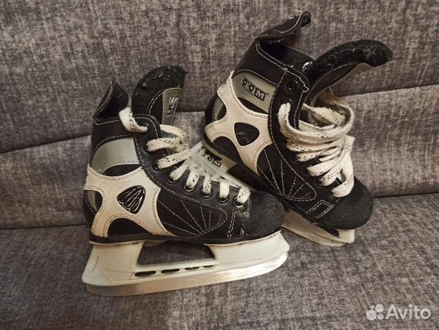 Коньки хоккейные ccm размер 33
