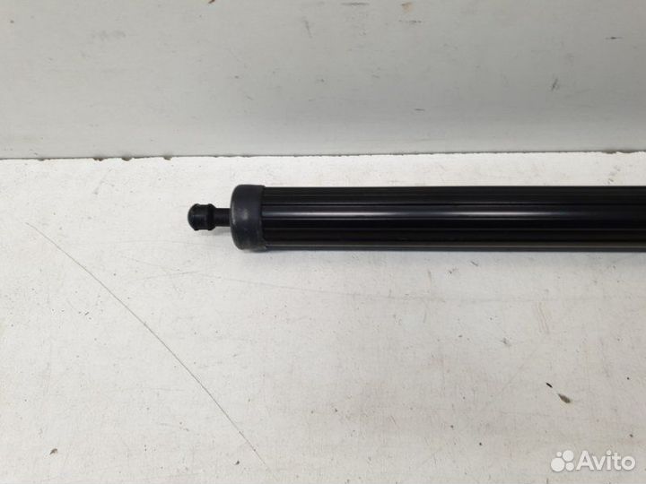 Электропривод крышки багажника задний правый Lexus