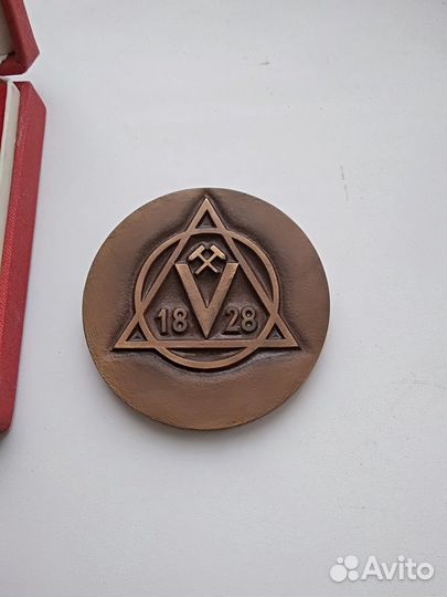 Настольные медали