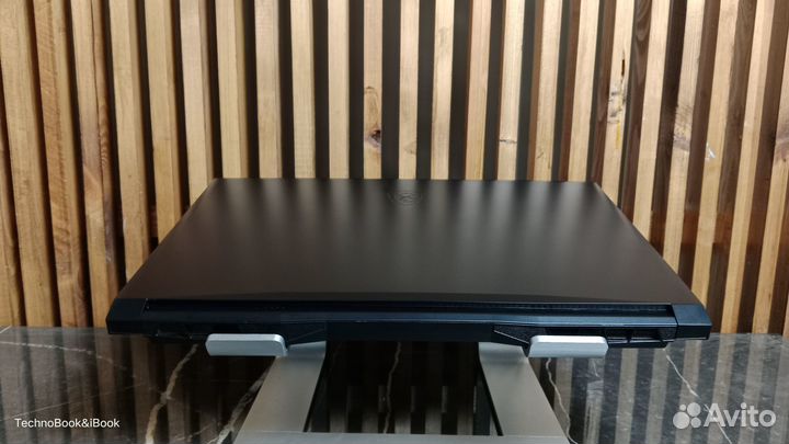 Игровой ноутбук MSI Katana GF76