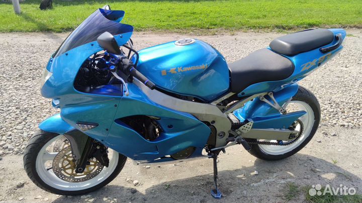 Kawasaki zx 9 r
