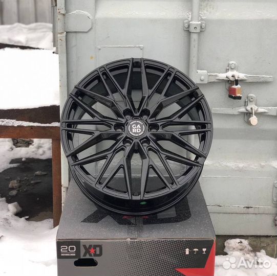 Кованые диски на Toyota LC300 Lexus LX600 R22