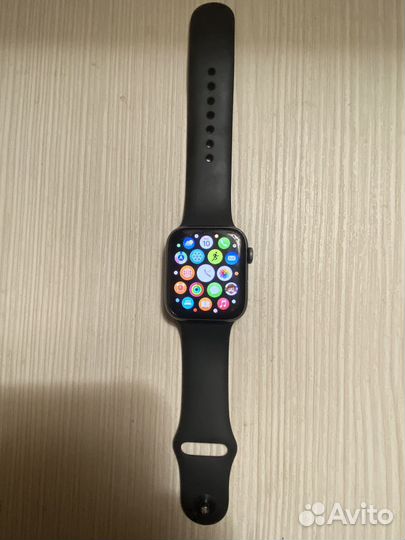 Часы apple watch se 2020 44 mm бу + ремешок