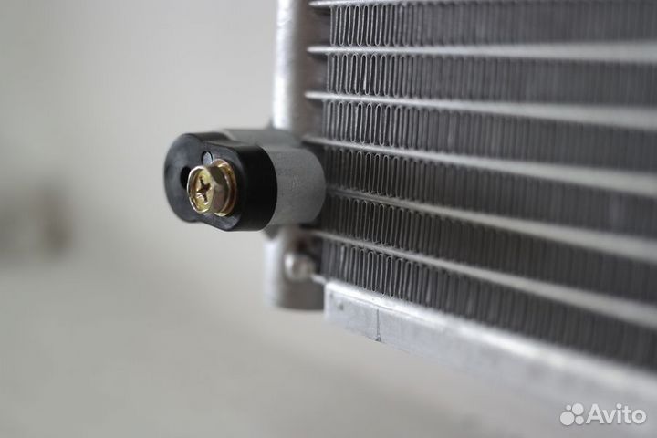 Радиатор кондиционера Тойота Камри 40