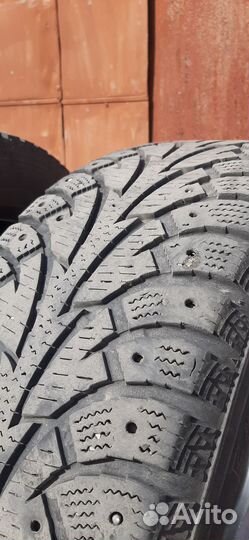 Hankook Winter I'Pike 215/60 R17 95