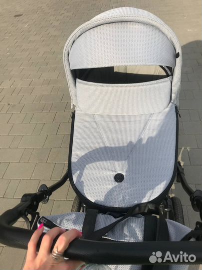 Коляска roan bass next classic 2в1