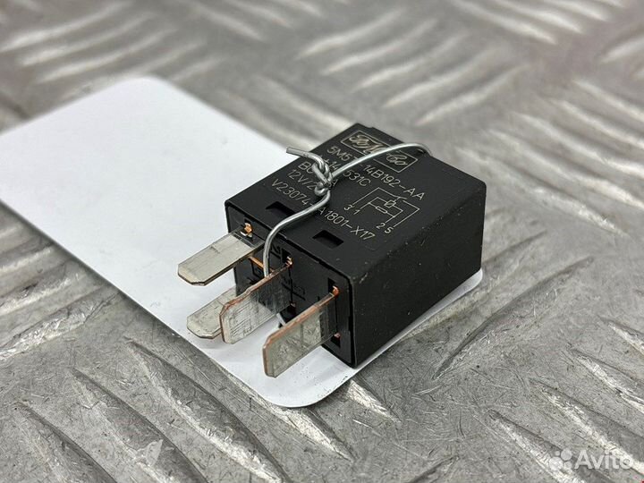 Реле Ford C-MAX 2