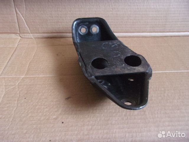 Опель Вектра А 88-95г., C20NE левый кронштейн двиг