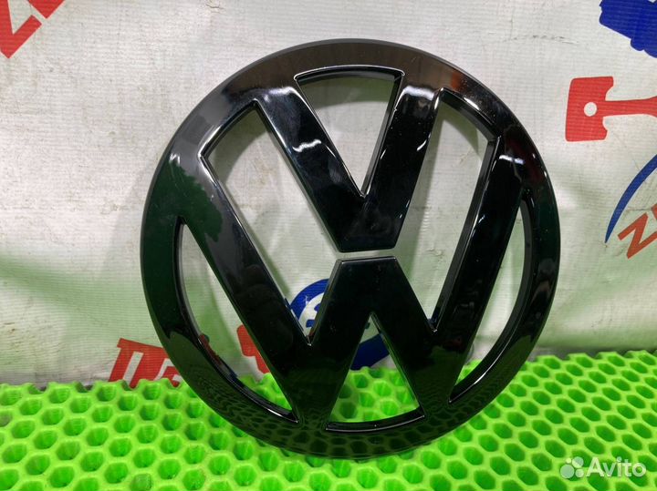 Эмблема багажника Volkswagen Touareg 7L6 7L7 7LA