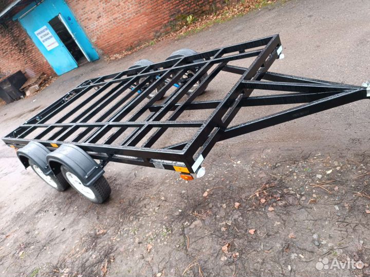 Автоприцеп двухосный легковой