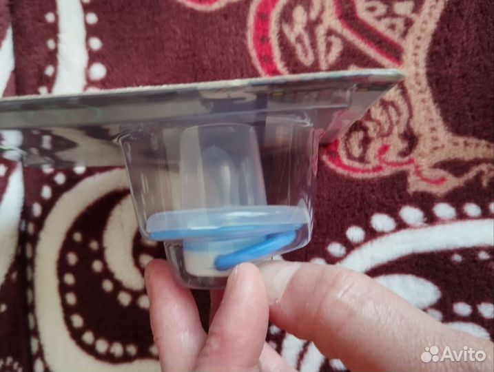 Круг,контейнер,пустышка,термометр,ниблер,щетка