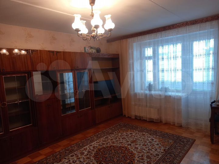 2-к. квартира, 52 м², 4/5 эт.