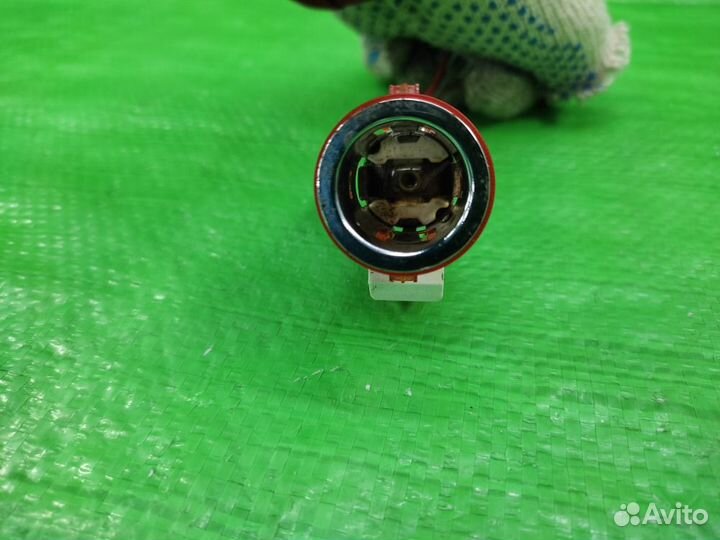 Гнездо прикуривателя / розетка VAG