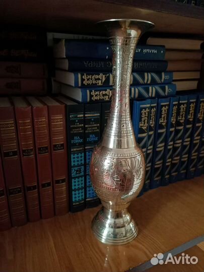 Ваза металлическая, Индия