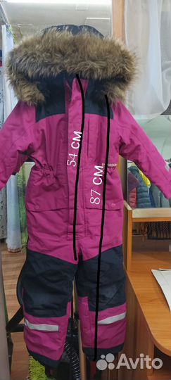Зимний комбинезон для девочки