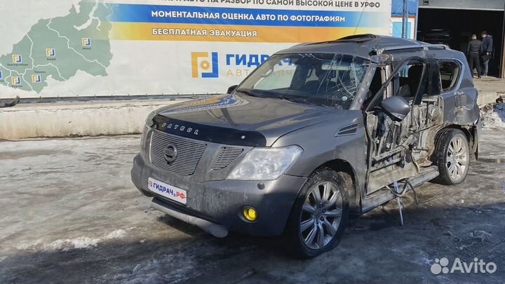 Коллектор выпускной левый Nissan Patrol (Y62) 1400