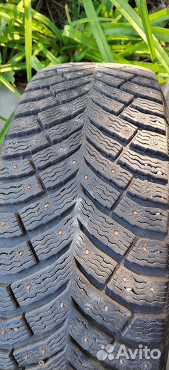 Michelin X-Ice North 4 205/65 R16 30P