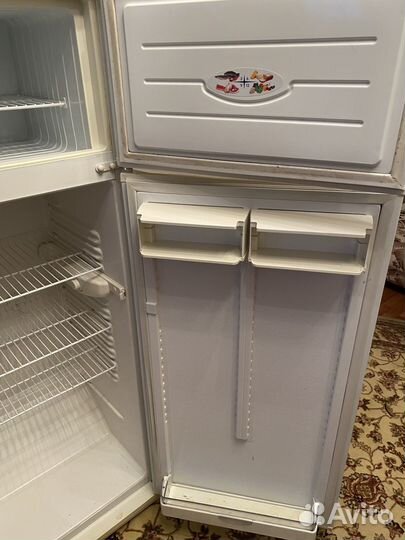 Холодильник атлант бу на запчасти