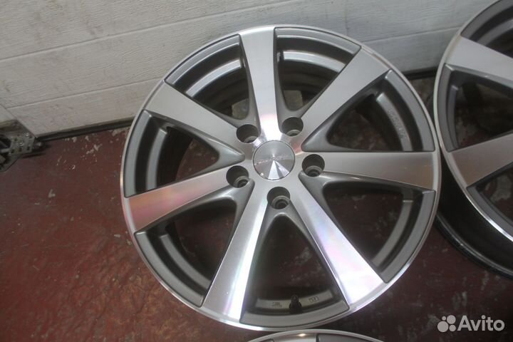Диски R17 Enkei Rivazza 7 Spoke 5х114,3 6,5J