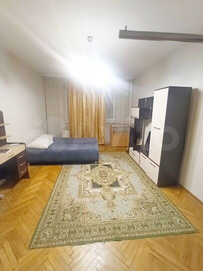 2-к. квартира, 51 м², 1/16 эт.