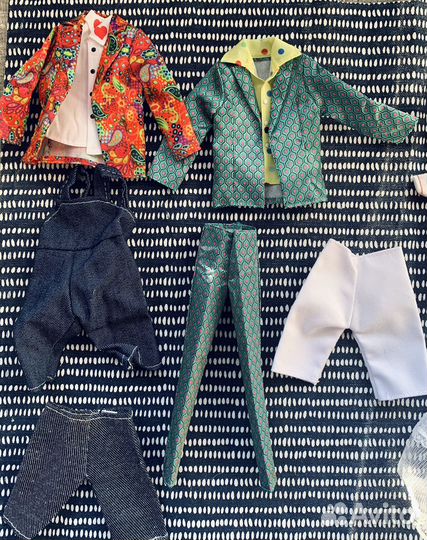 Одежда для кукол Барби, Monster High