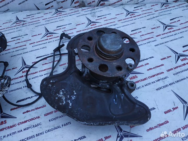 Кулак поворотный w204 Mercedes передний