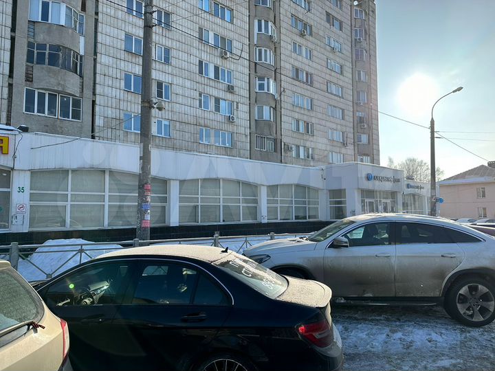 Торговая площадь, 747 м²