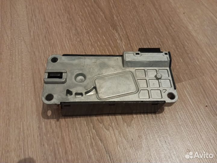 Блокировка рулевого управления Tiguan 2,Passat b8