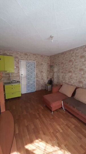 Комната 13,7 м² в 4-к., 1/4 эт.