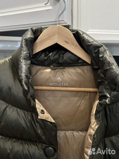 Пуховик женский осенний/весенний Moncler