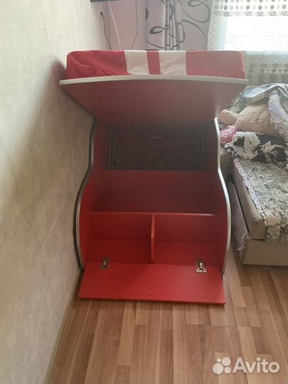 Детская кровать машина с матрасом