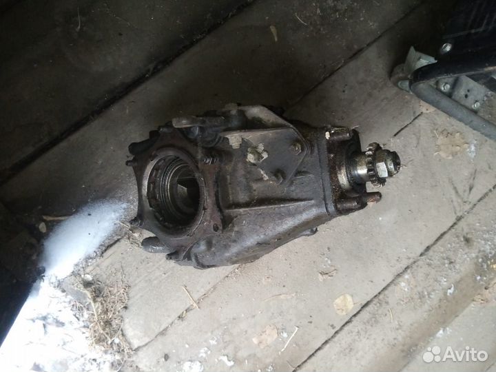 Редуктор заднего моста на луаз969